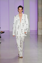 Load image into Gallery viewer, White Pants W/ Flower Appliqués